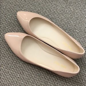 Nude Nine West flats